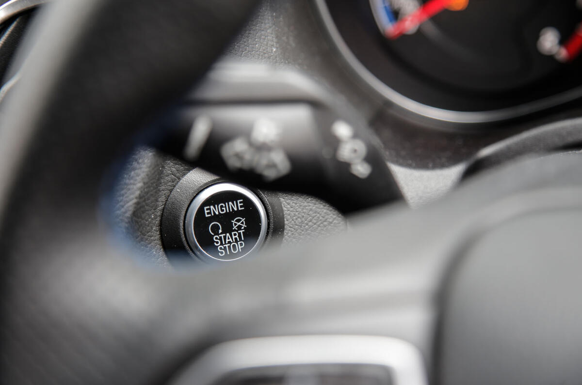 Ford Focus RS power button