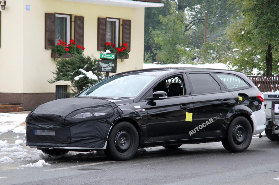 New Ford Mondeo spied testing
