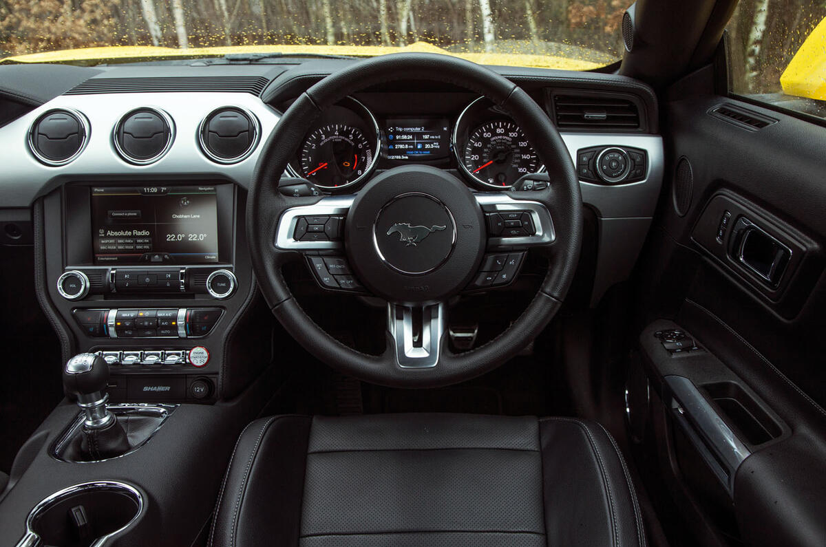 Ford Mustang dashboard