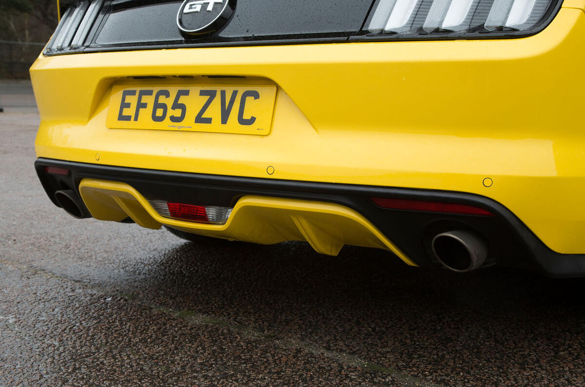 Ford Mustang rear diffuser