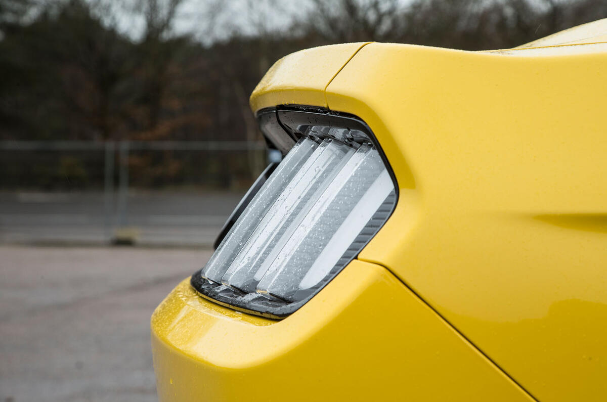 Ford Mustang Fastback rear spoiler