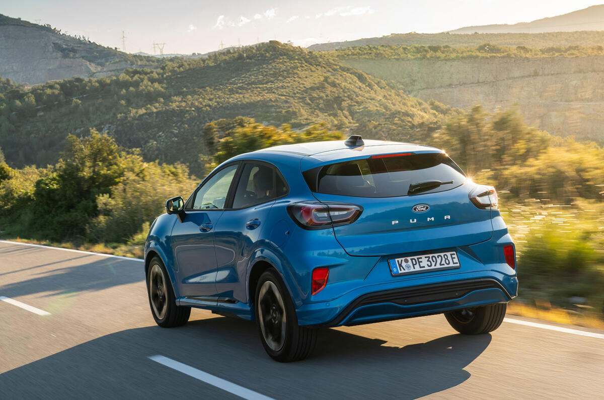 Ford Puma Gen E 2025 Review action arrière 023