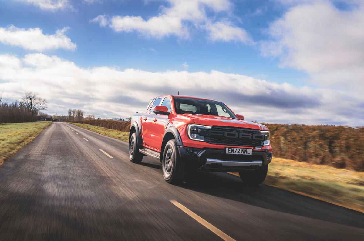 ford ranger raptor 2023 06 tracking front