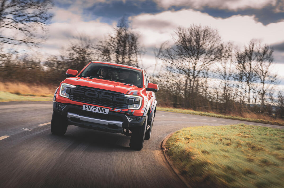 ford ranger raptor 2023 08 tracking front