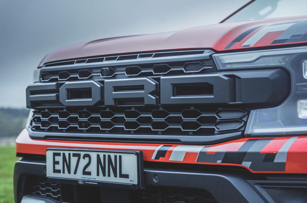 ford ranger raptor 2023 16 grill