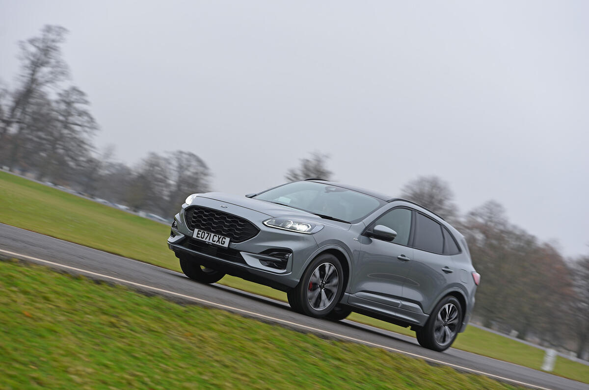 Ford Kuga front from distance