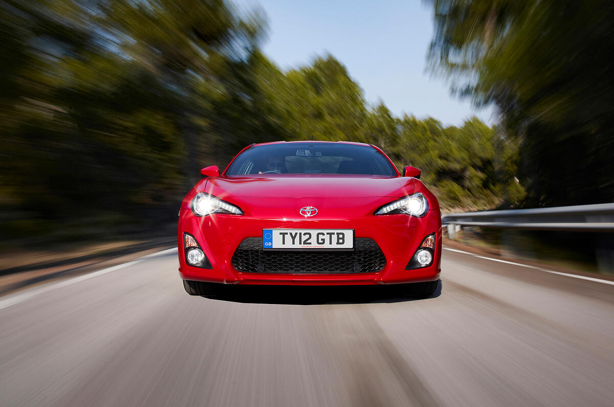 Toyota GT 86 automatic first UK drive