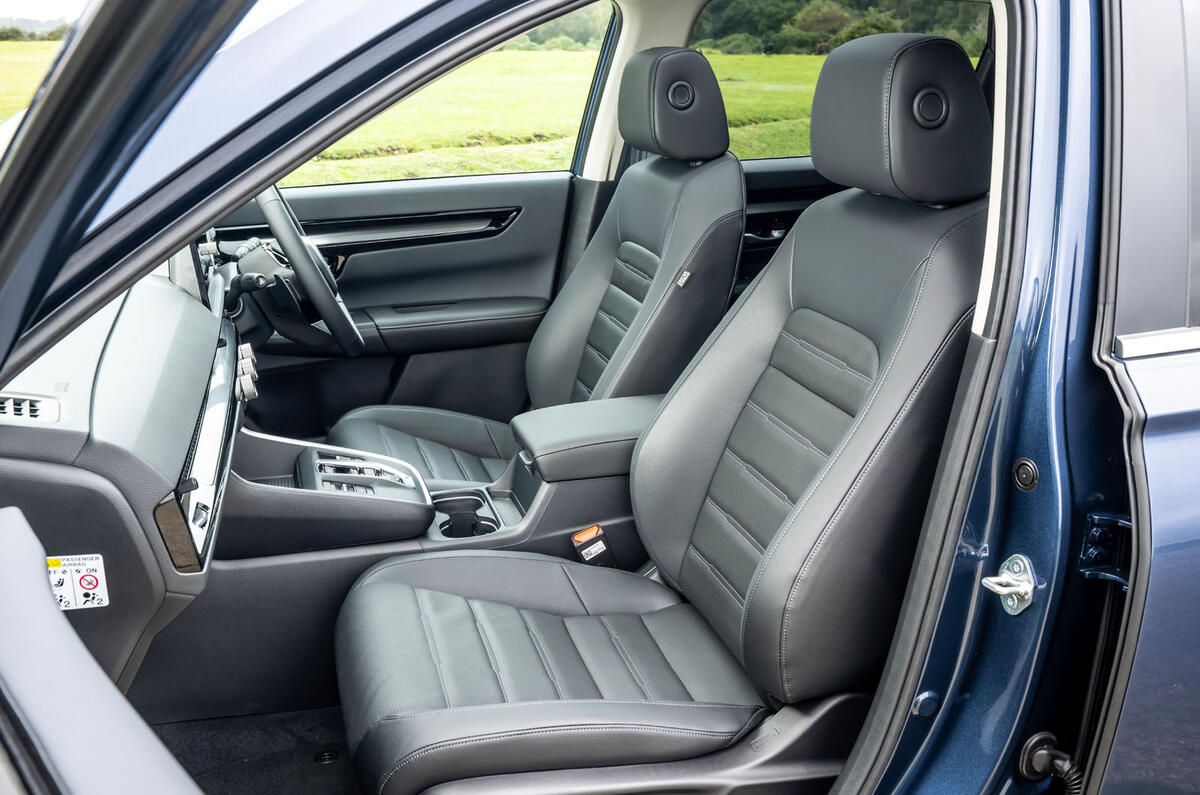 Honda CR-V review 2023 012 front seats
