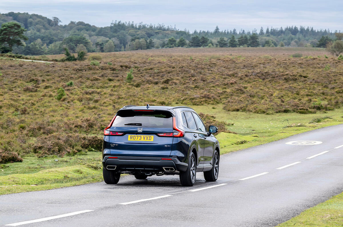 honda c rv review 2023 019 panning rear