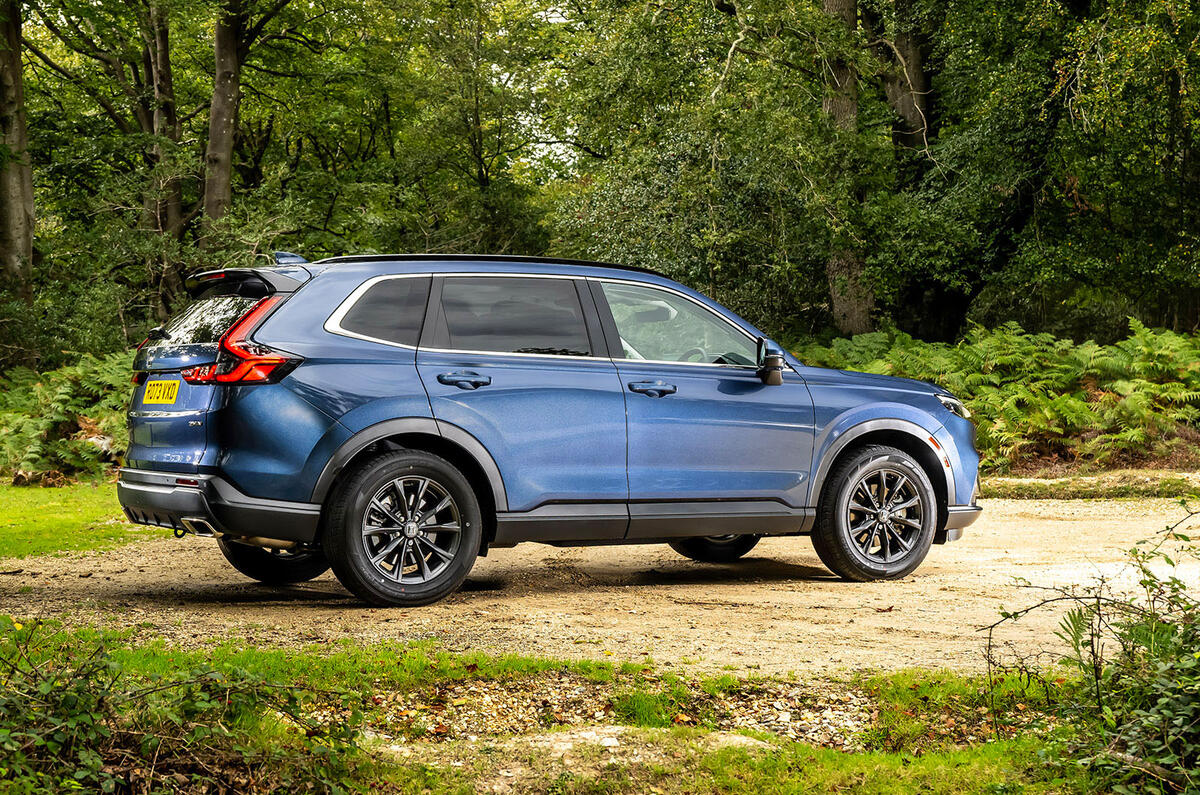 honda c rv review 2023 023 static rear