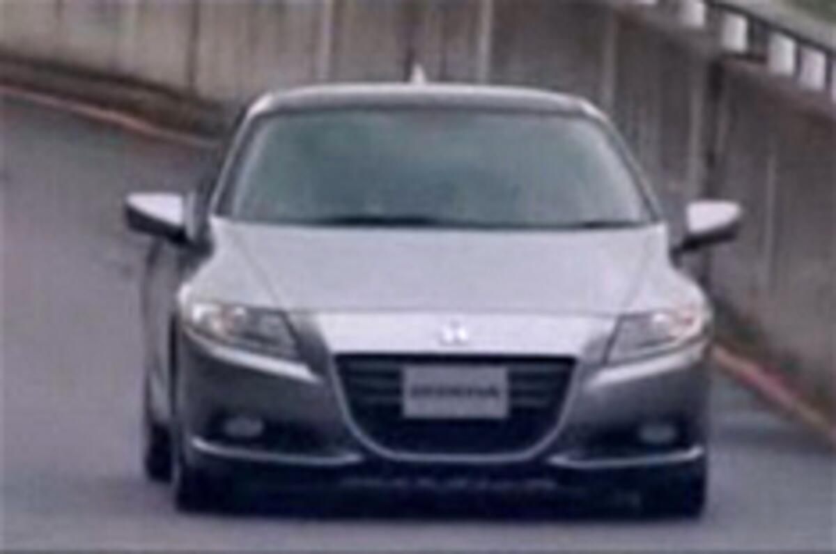 New Honda CR-Z pics leak out