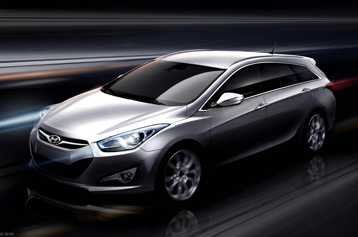 Hyundai reveals i40 sketches