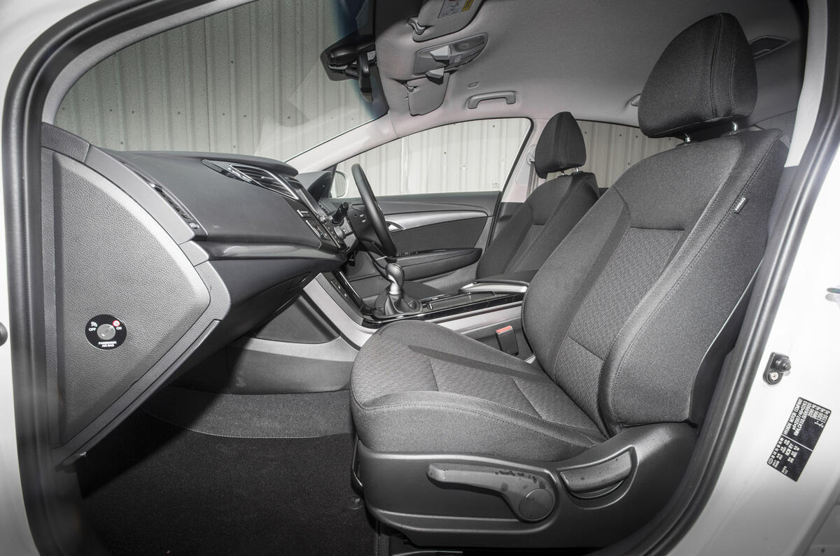 Hyundai I40 Interior Autocar