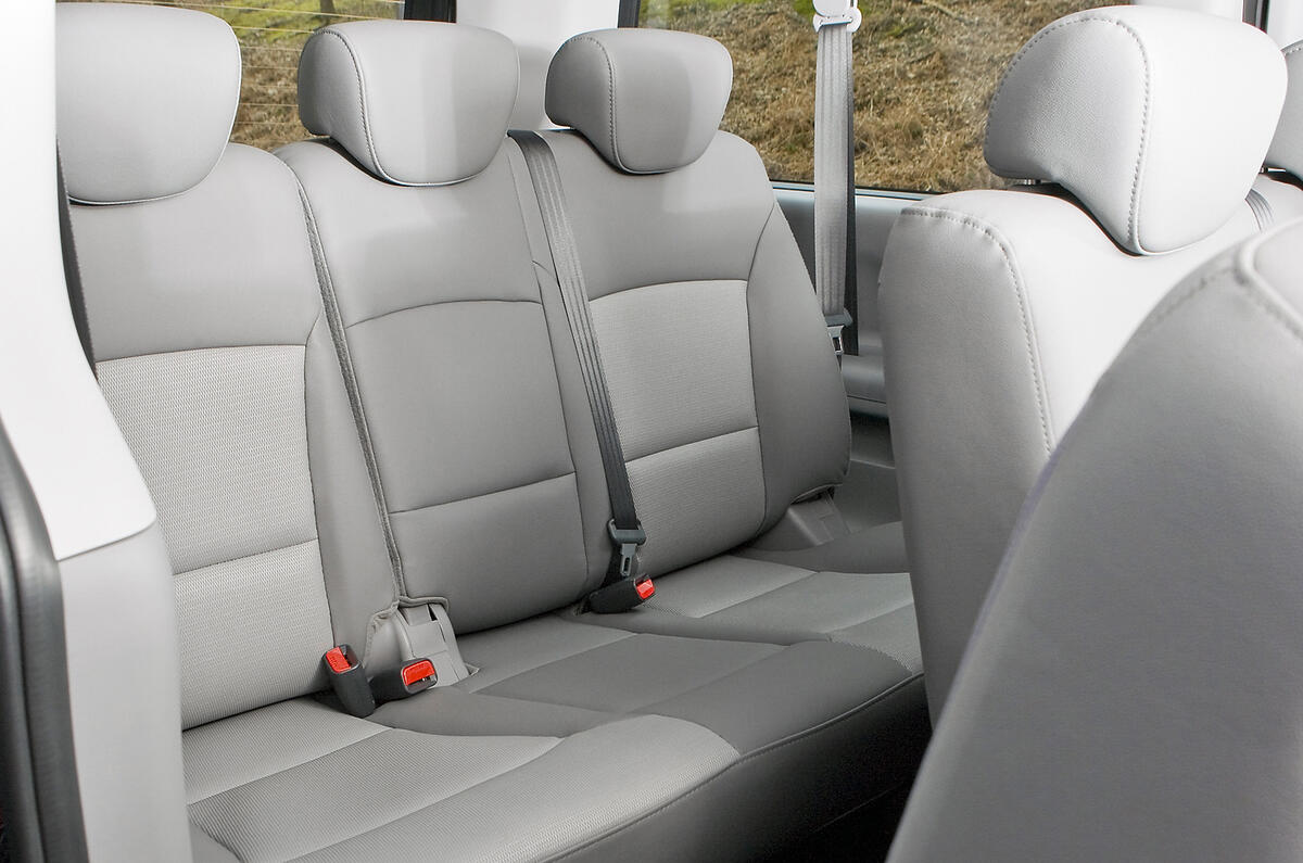 Hyundai i800 Review (2022) Autocar