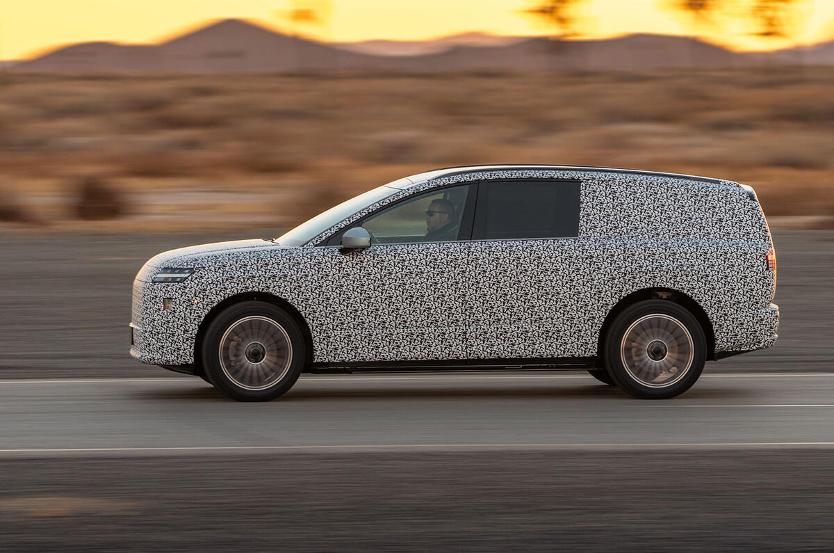 Hyundai Ioniq 9 prototype 2024 06