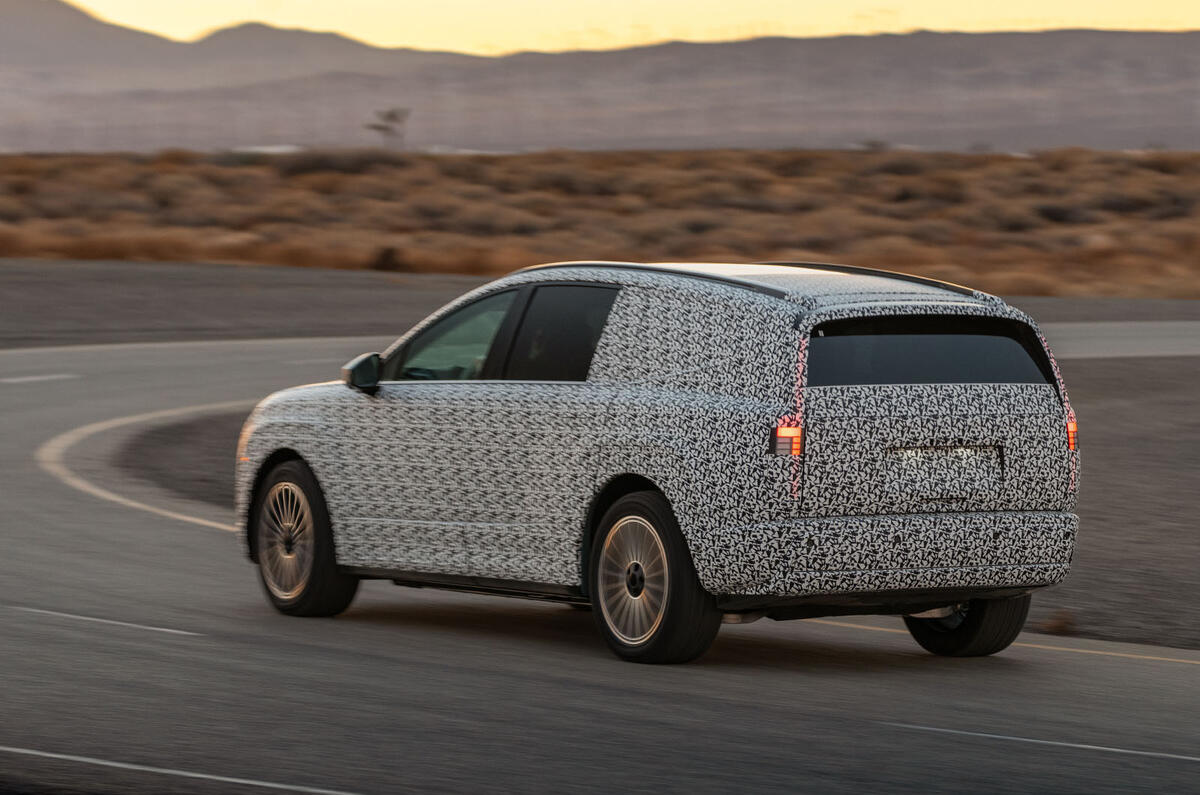 Hyundai Ioniq 9 prototype 2024 07