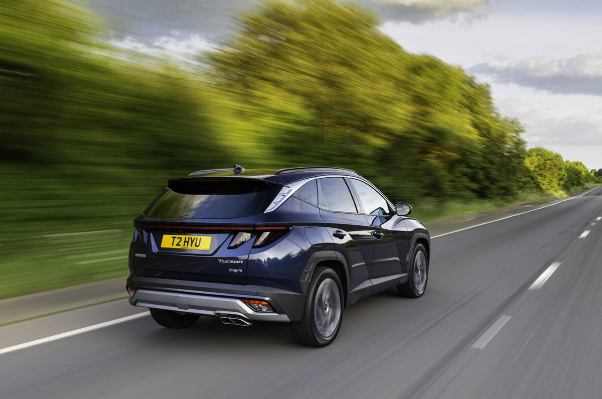 Hyundai Tucson Review 2025, Price & Specs | Autocar