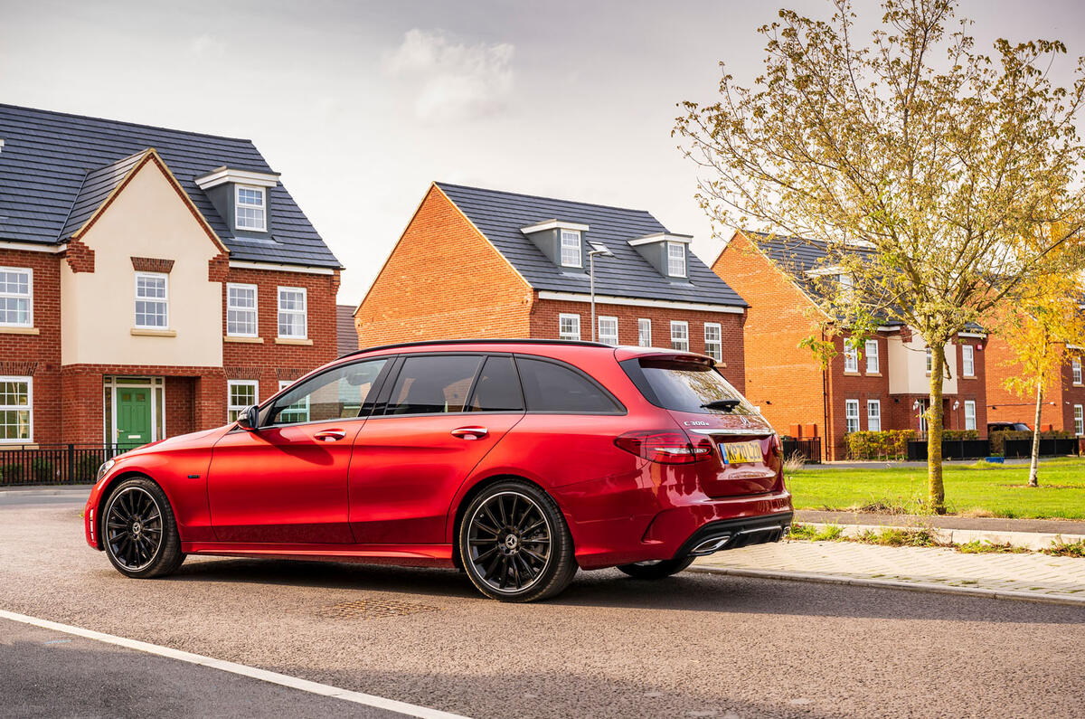 Mercedes-Benz C-Class C300e 2020 UK review | Autocar
