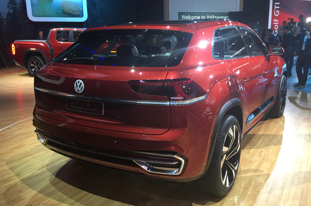 Volkswagen Atlas Cross Sport Concept Unveiled Autocar