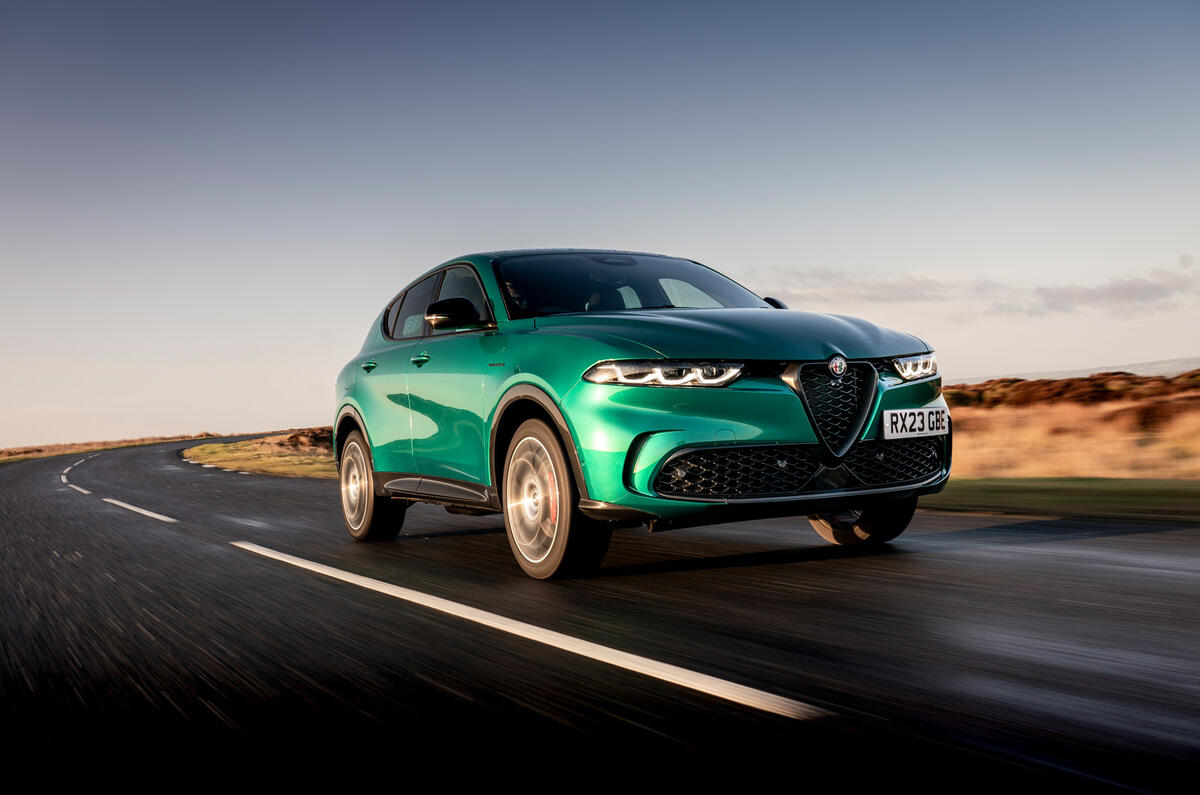 01 Alfa Romeo Tonale PHEV FD 2023 Première conduite