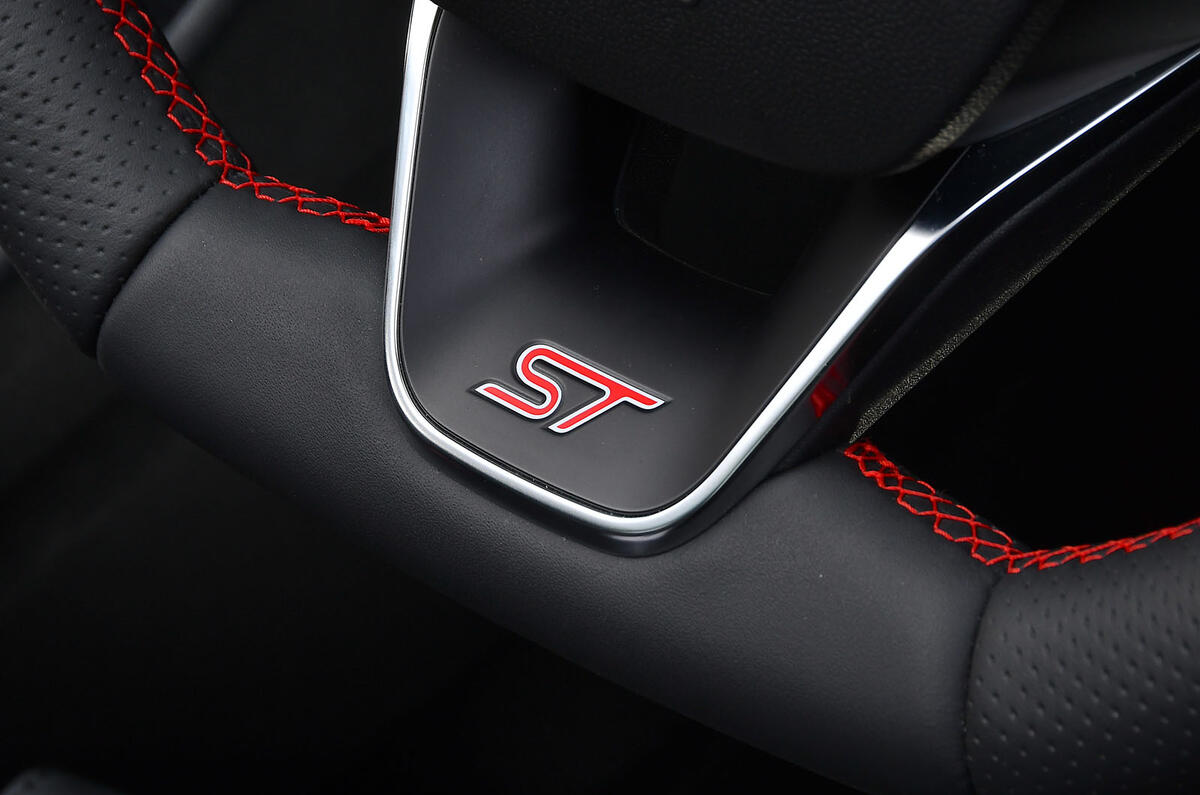 014 ford fiesta st badge 2022 