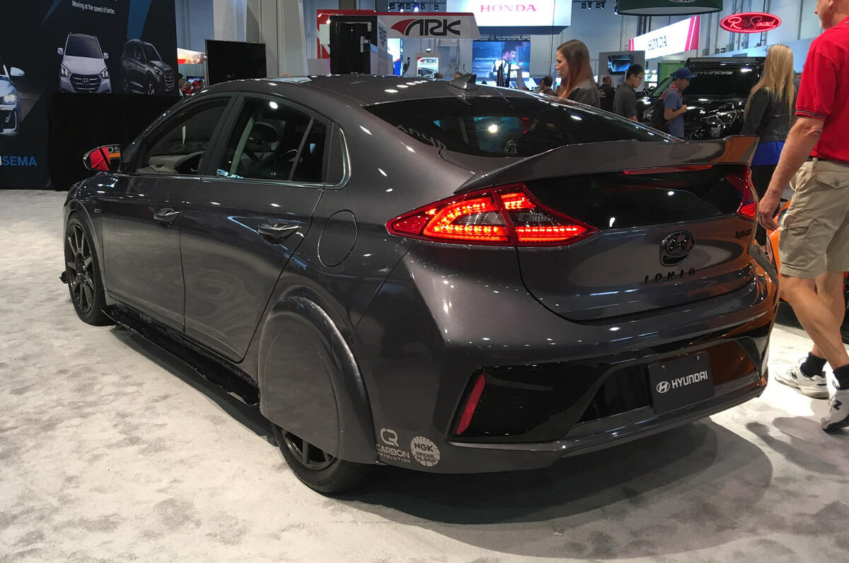 Picture Special The Best Of The 2017 Sema Show Autocar