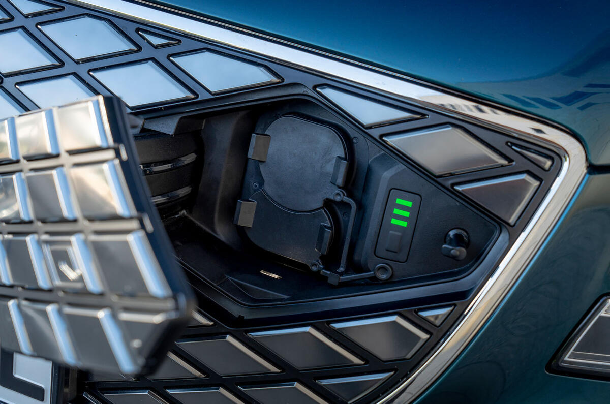026 genesis g80 ev port de charge 2022