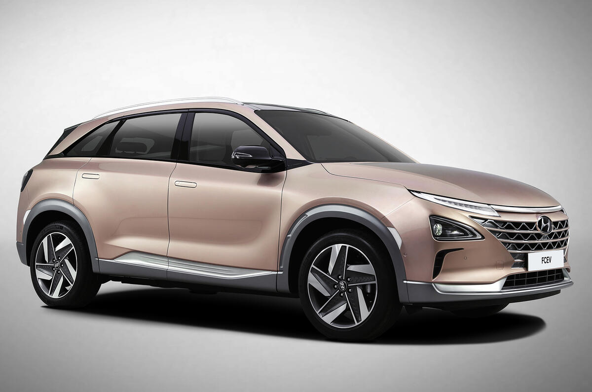 Hyundai Nexo hydrogen fuel cellpowered SUV revealed at CES  Autocar