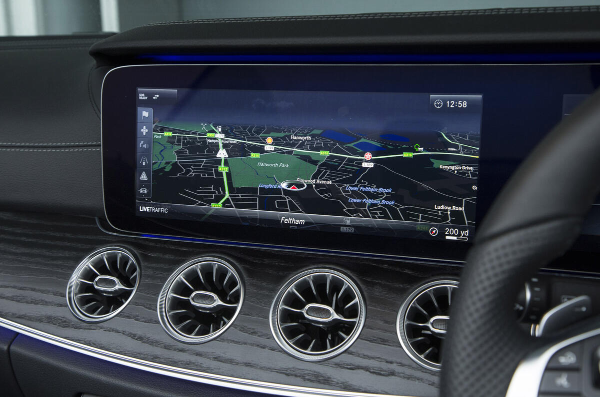 Mercedes-Benz E400 4Matic AMG Line Cabriolet