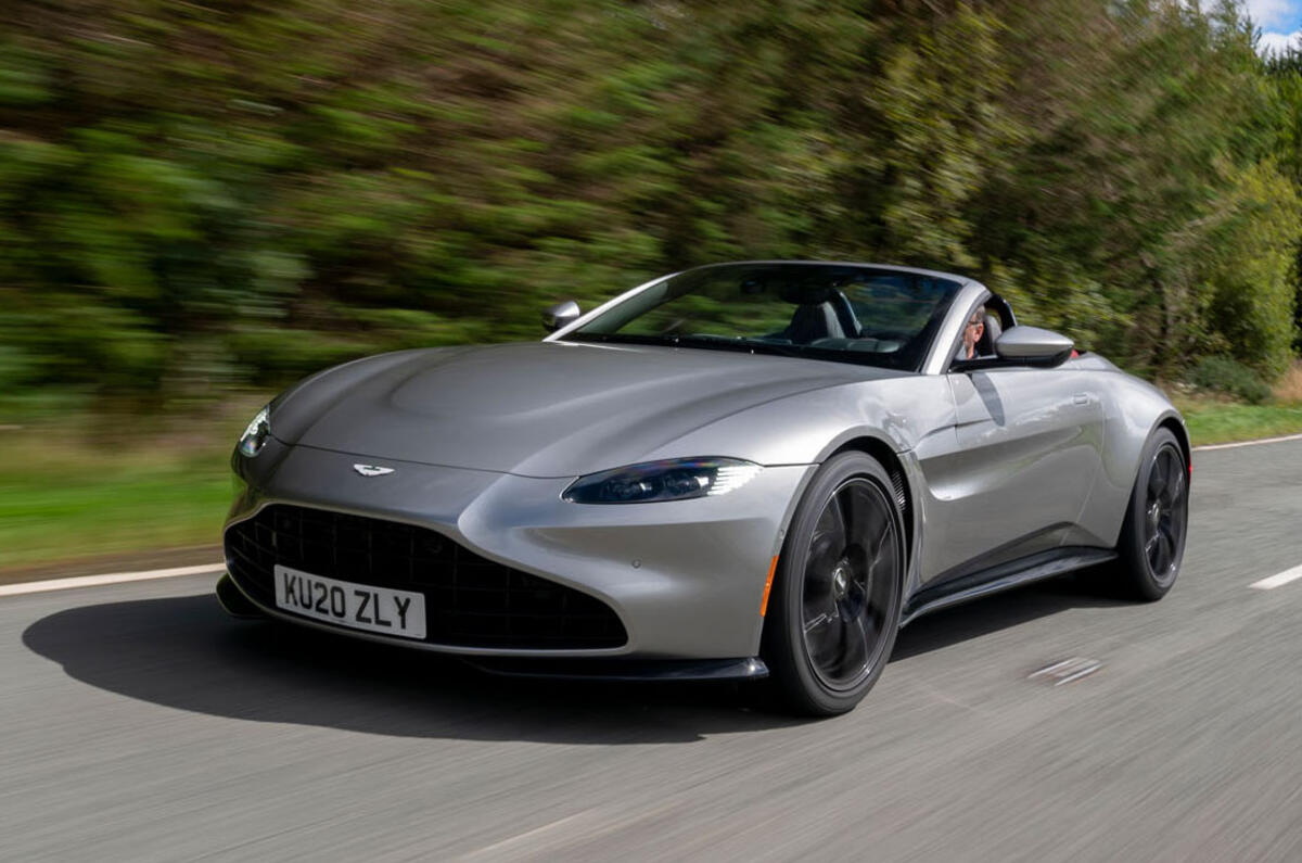 Aston Martin Vantage Roadster 2020 : premier bilan de la conduite au Royaume-Uni - le héros