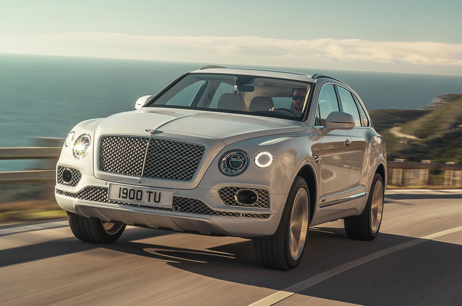 Bentley Bentayga hybrid 2019 first drive review - hero front