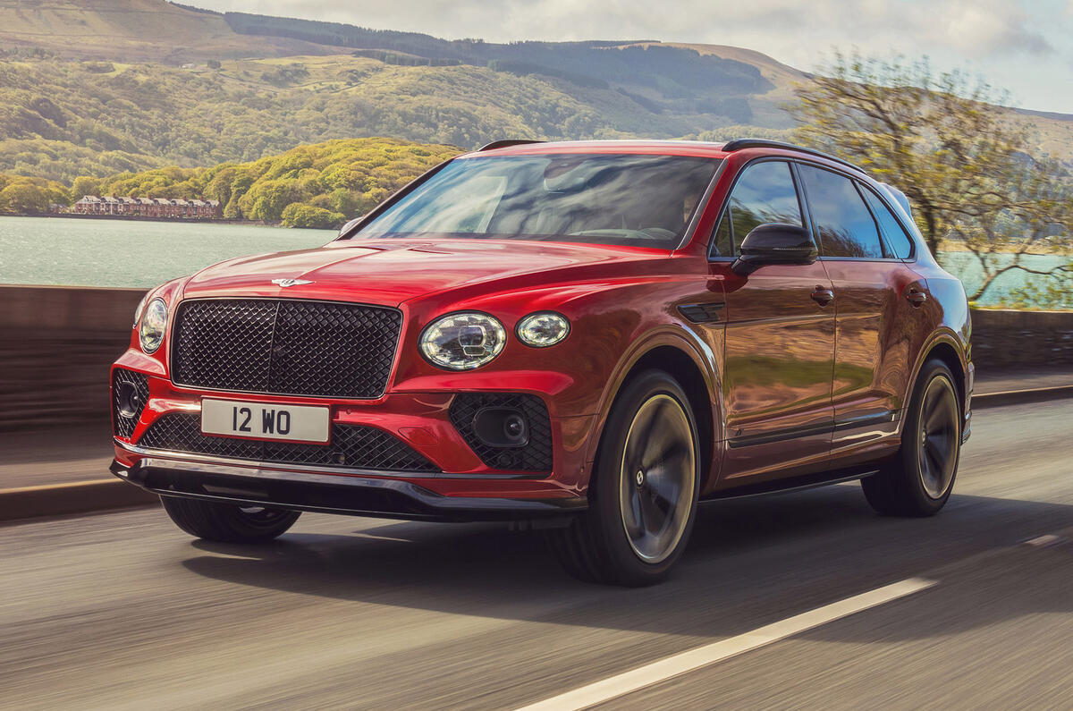 1 Bentley Bentayga S 2022 first drive review tracking front