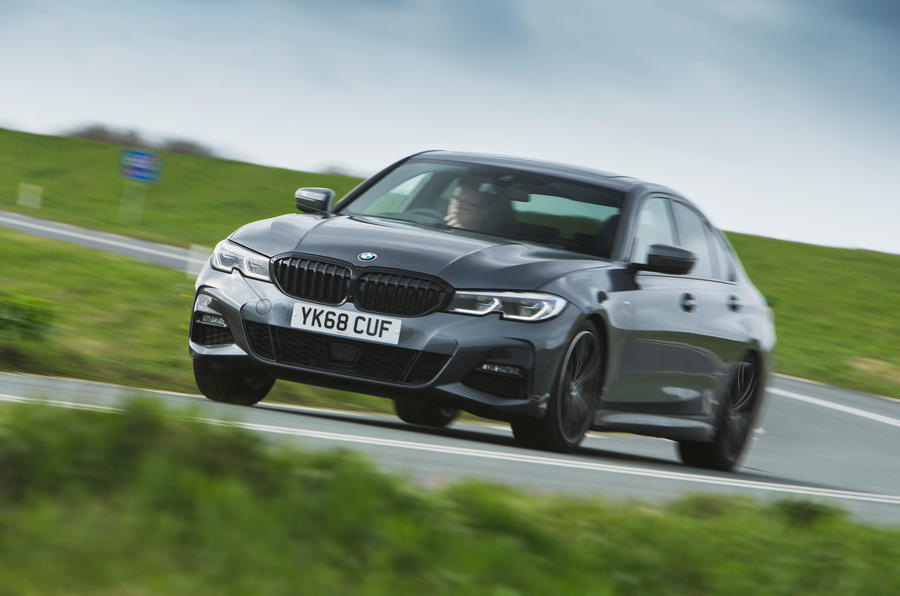 BMW 3 Series 330i 2019 UK review - hero front
