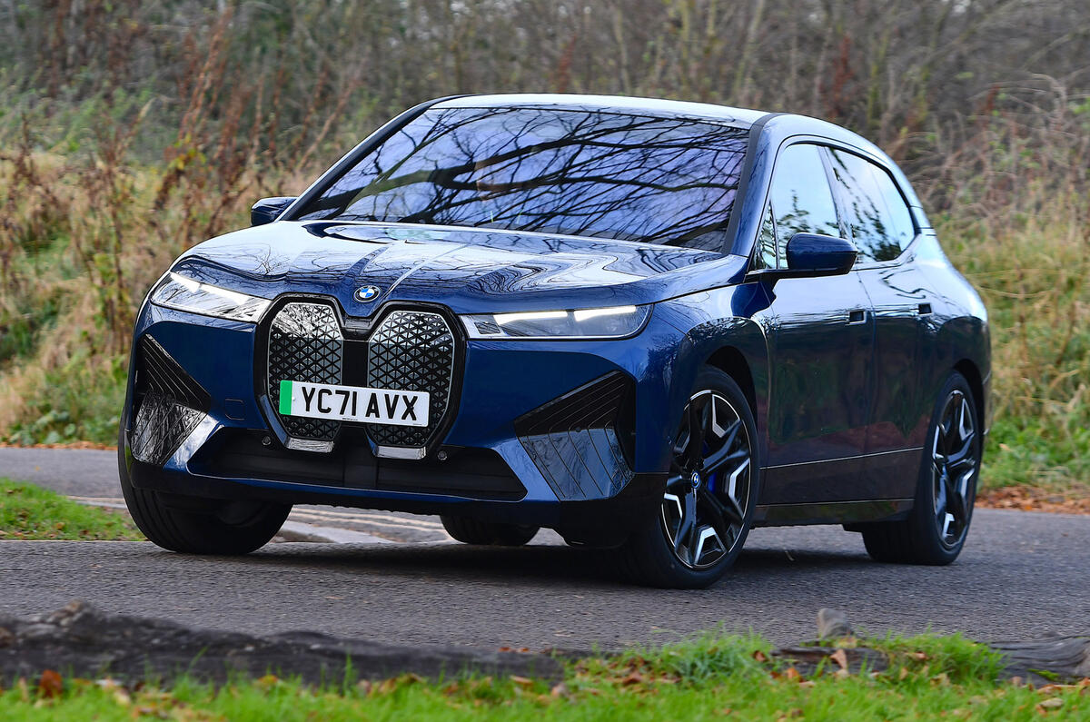 1 BMW iX xDrive40 2021 : premier essai au Royaume-Uni.