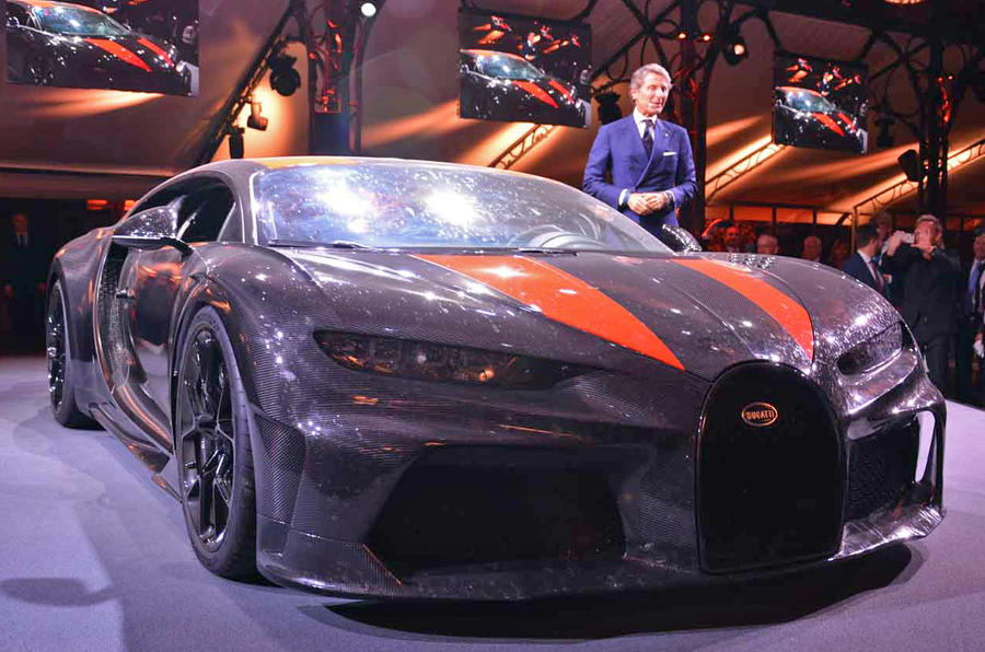 Bugatti Chiron Super Sport 300+ official debut - hero front