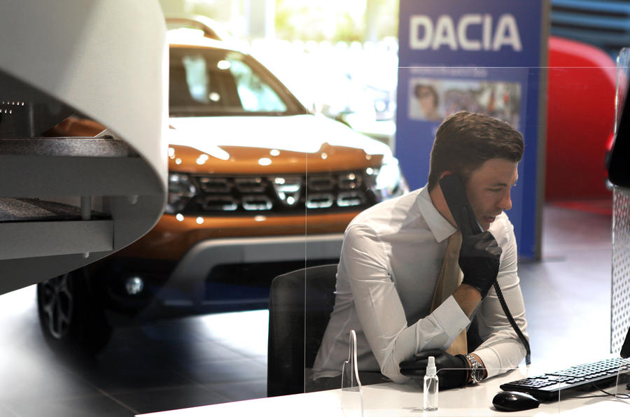 Dacia retail network re-opening