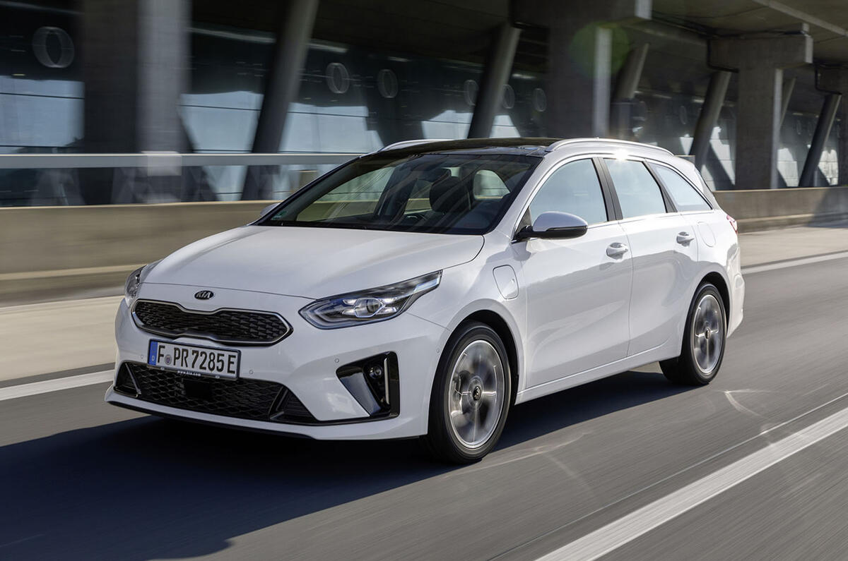  Kia Ceed Sportswagon.  Primera unidad de GDi PHEV en el Reino Unido