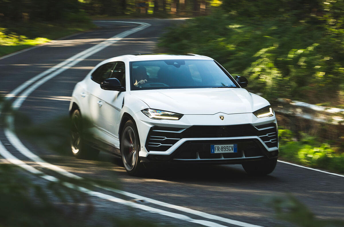 Lamborghini Urus 2018 Uk Review Autocar