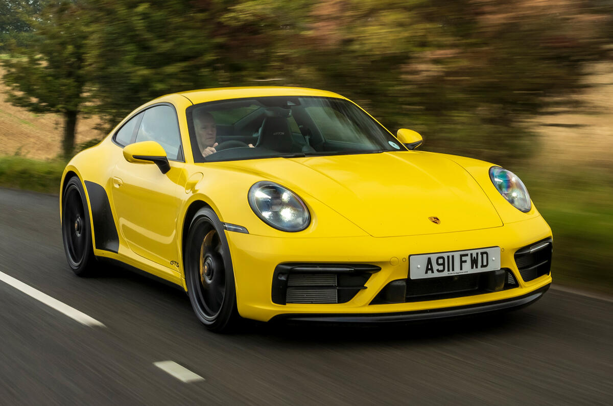 Porsche 911 Carrera 4 GTS 2021 UK first drive | Autocar Porsche 911 Carrera 4 GTS 2021 UK first drive | Autocar