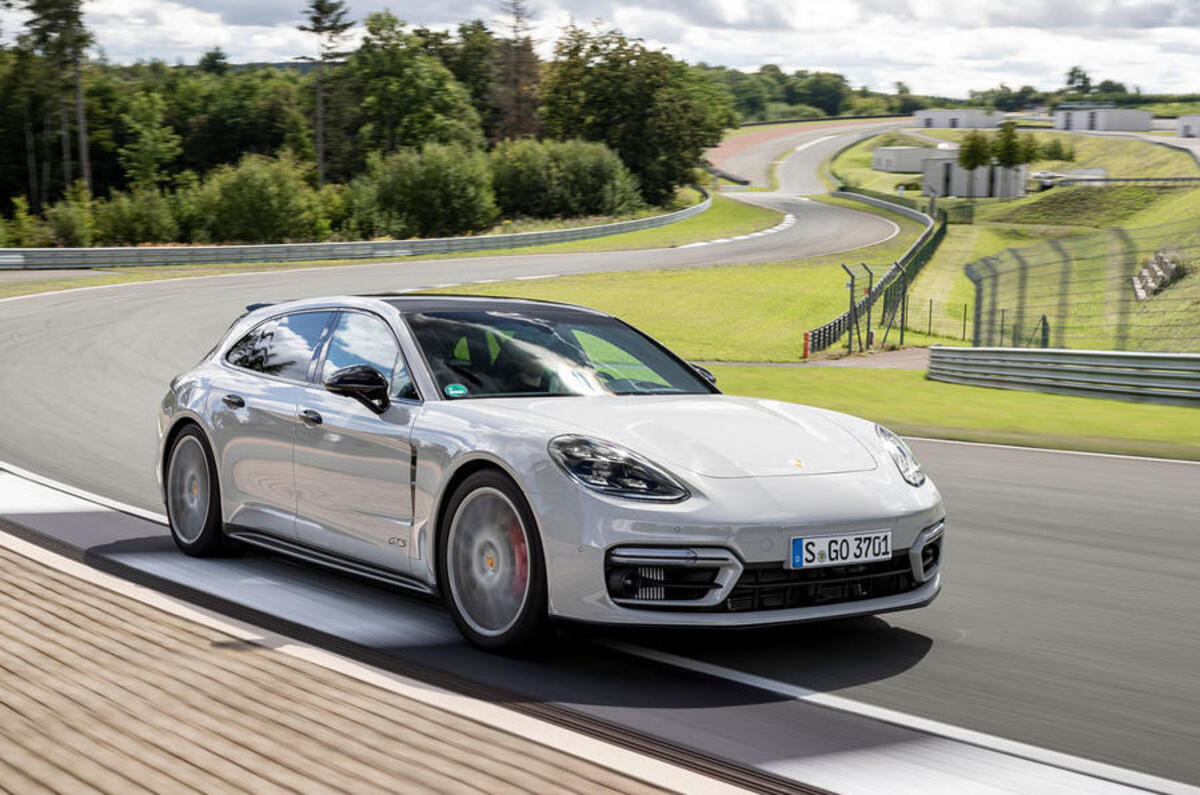 1 porsche panamera gts spor turismo 2020 fd hero front