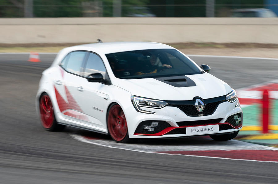 Renault Megane Trophy R 2019 first drive review - hero front