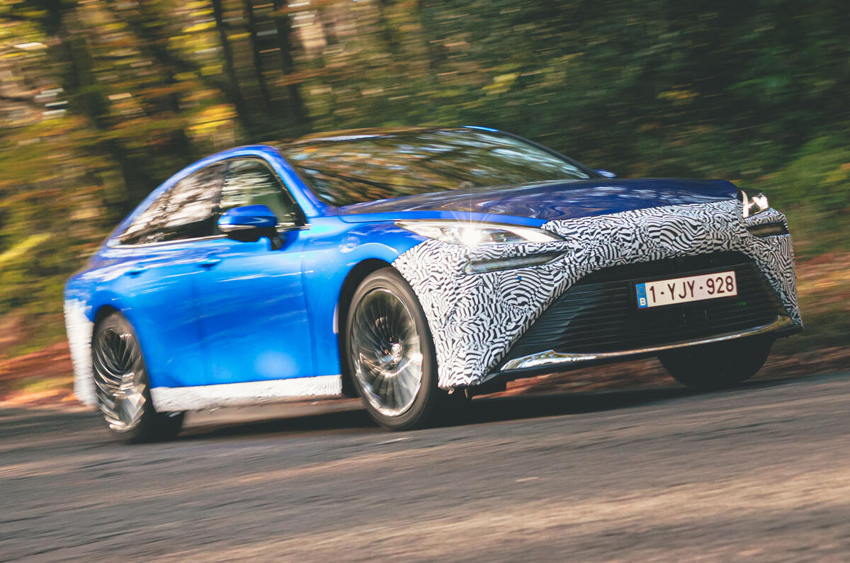 Le prototype Toyota Mirai 2021 : un héros en vue