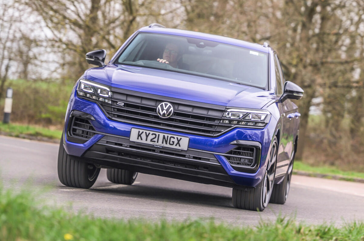 1 Volkswagen Touareg R eHybrid 2021 UE : premier essai avant héros