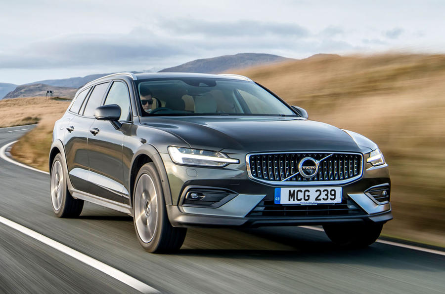 Volvo V60 Cross Country 2019 UK first drive review - hero front