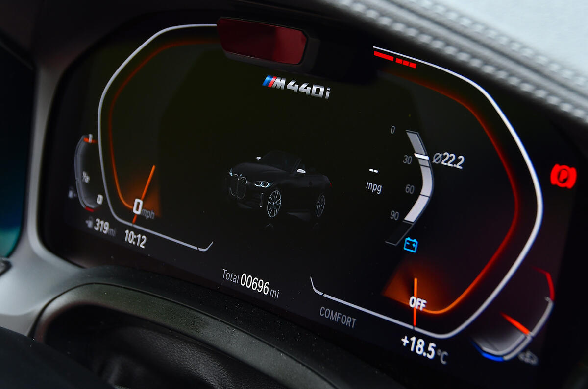 10 BMW 4 Series M440i Convertible 2021 UK FD instruments
