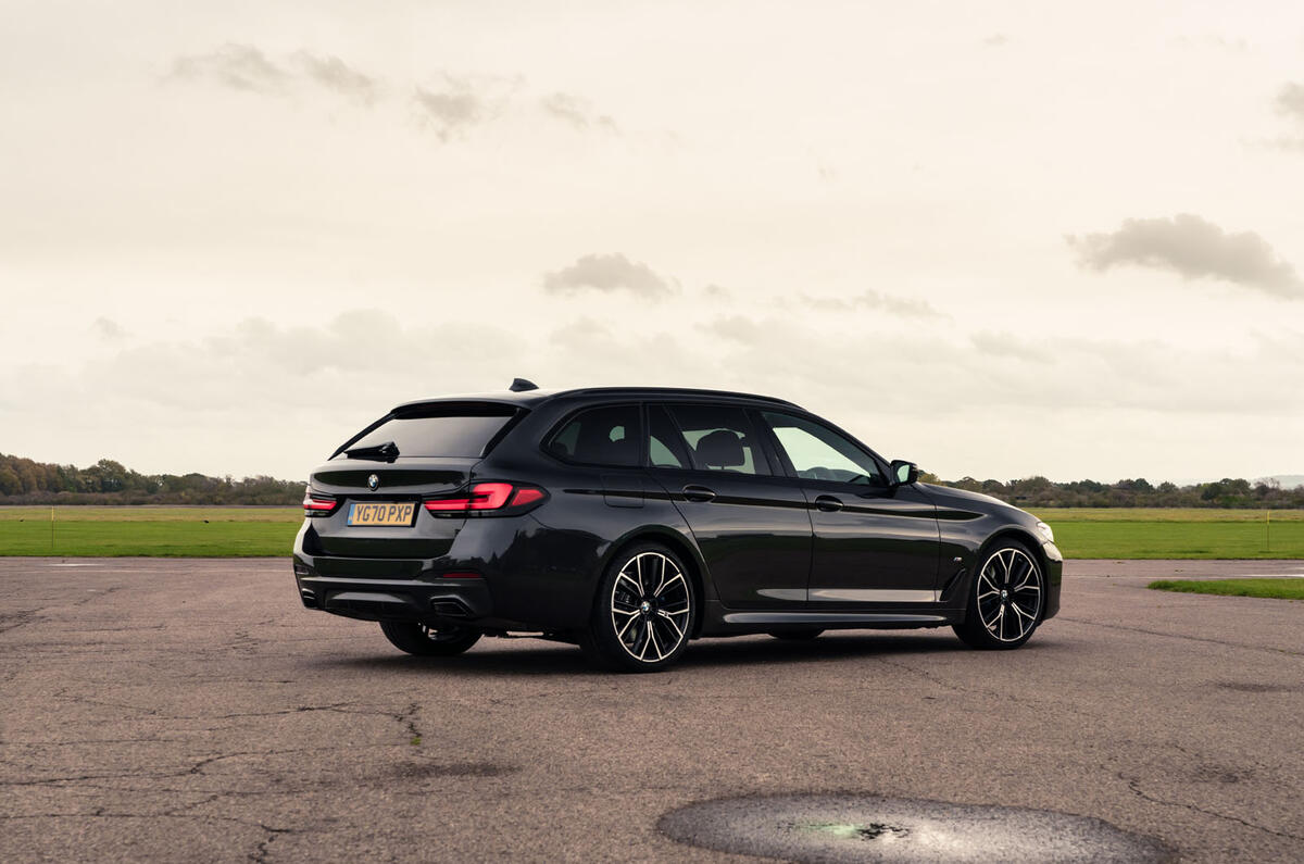10 BMW 5 Series Touring 530d 2021 UK FD static rear