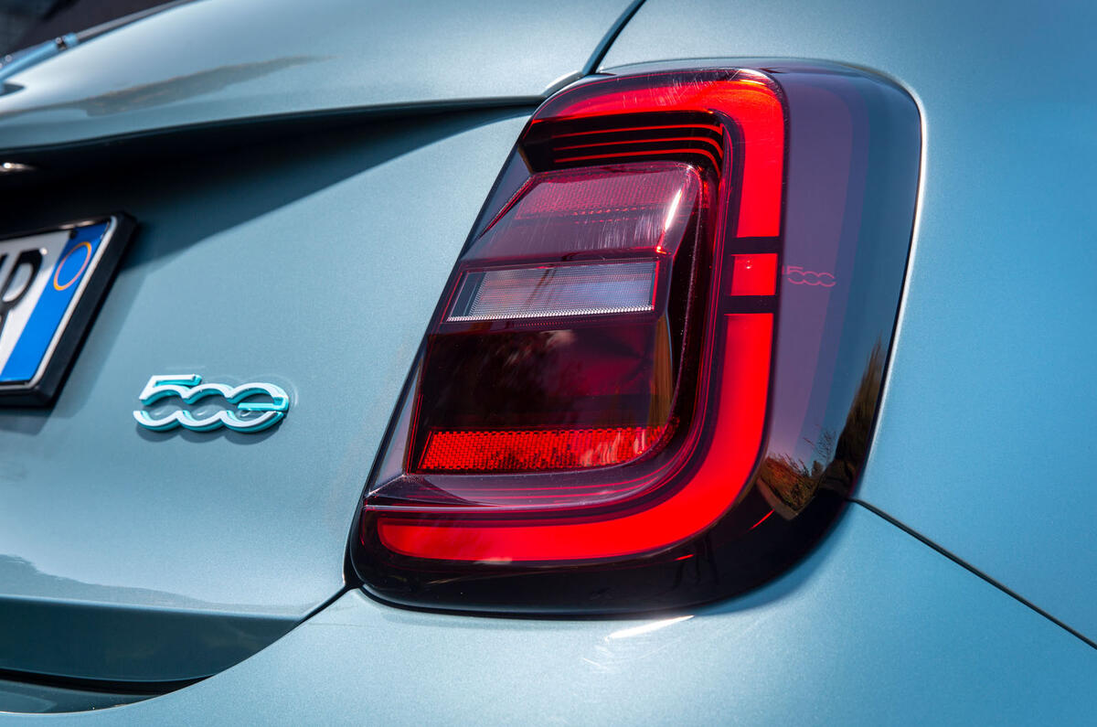 2021 Fiat 500 electric left-hand drive UK review - rear lights