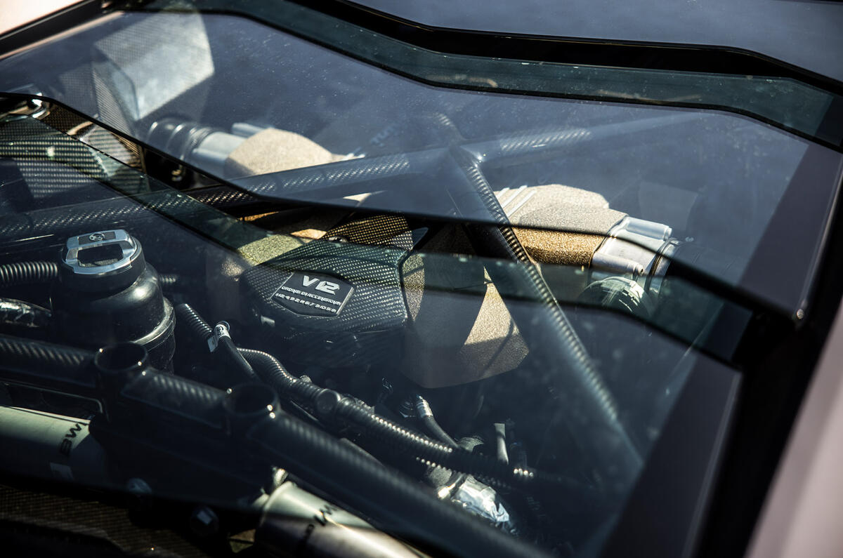 10 Lamborghini Aventador Ultimae 2022 first drive engine cover