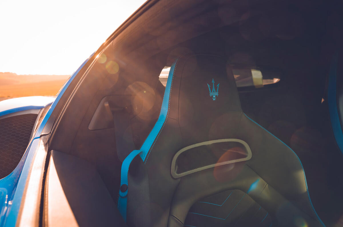 10 Maserati MC20 2022 UK first drive review seats