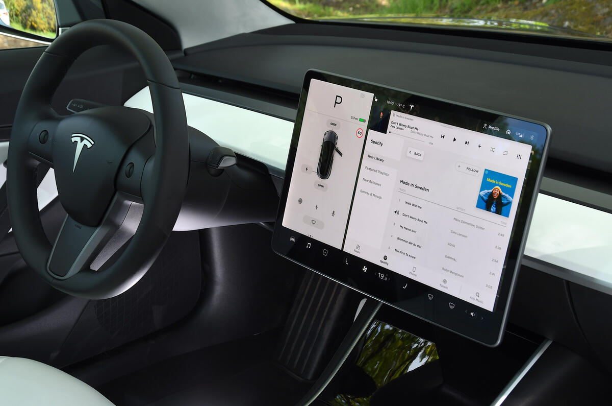 Apple Carplay Tesla Model 3 Telegraph